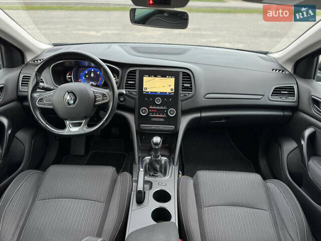 Серый Рено Меган, объемом двигателя 1.5 л и пробегом 178 тыс. км за 13900 $, фото 91 на Automoto.ua