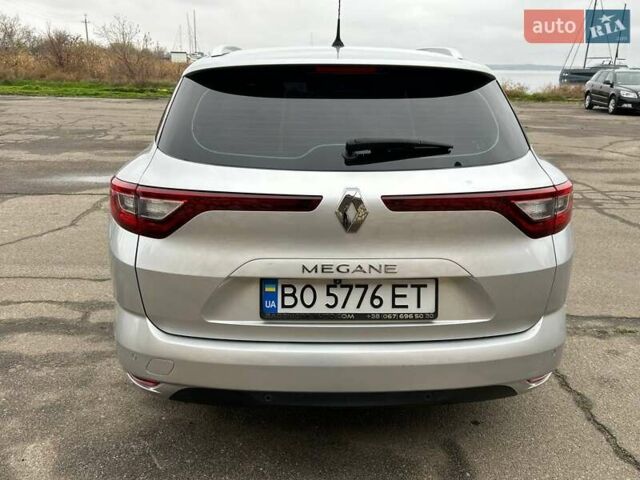 Серый Рено Меган, объемом двигателя 1.46 л и пробегом 220 тыс. км за 12700 $, фото 4 на Automoto.ua