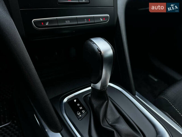 Серый Рено Меган, объемом двигателя 1.5 л и пробегом 240 тыс. км за 12500 $, фото 32 на Automoto.ua