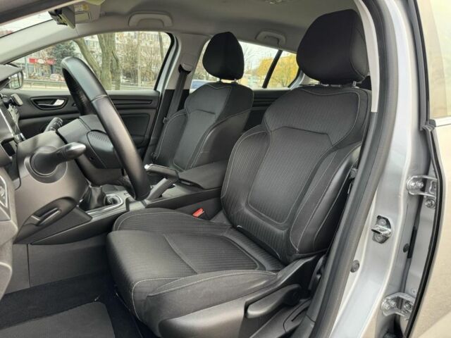 Серый Рено Меган, объемом двигателя 1.5 л и пробегом 165 тыс. км за 13900 $, фото 9 на Automoto.ua