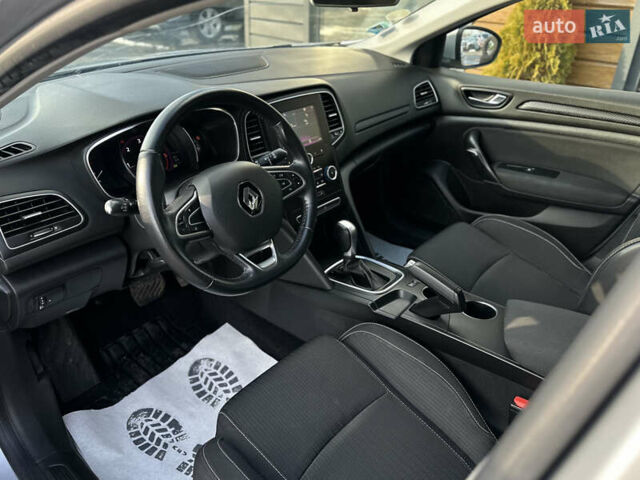 Серый Рено Меган, объемом двигателя 1.46 л и пробегом 188 тыс. км за 13999 $, фото 23 на Automoto.ua