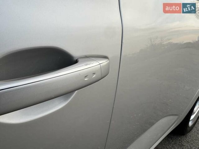 Серый Рено Меган, объемом двигателя 1.5 л и пробегом 165 тыс. км за 13900 $, фото 14 на Automoto.ua