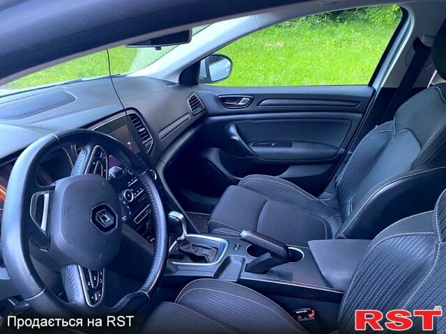 Серый Рено Меган, объемом двигателя 1.5 л и пробегом 248 тыс. км за 13200 $, фото 5 на Automoto.ua