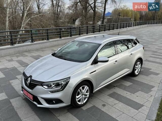 Серый Рено Меган, объемом двигателя 1.5 л и пробегом 163 тыс. км за 13900 $, фото 8 на Automoto.ua