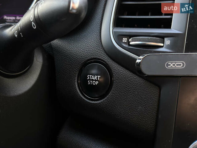 Серый Рено Меган, объемом двигателя 1.46 л и пробегом 188 тыс. км за 13999 $, фото 32 на Automoto.ua