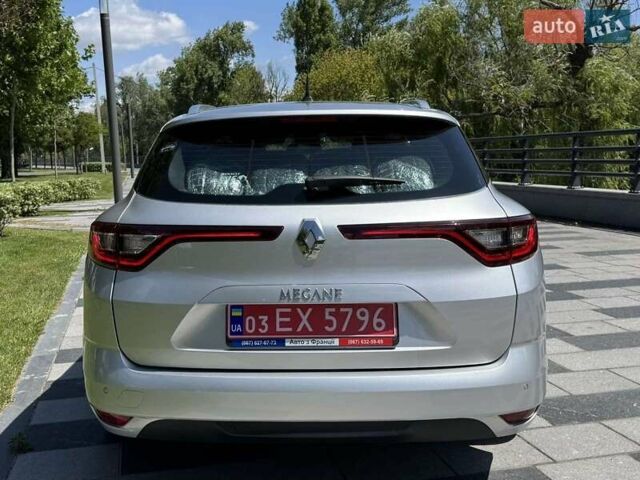 Серый Рено Меган, объемом двигателя 1.5 л и пробегом 163 тыс. км за 14000 $, фото 3 на Automoto.ua