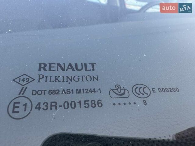 Сірий Рено Меган, об'ємом двигуна 1.46 л та пробігом 211 тис. км за 11900 $, фото 18 на Automoto.ua