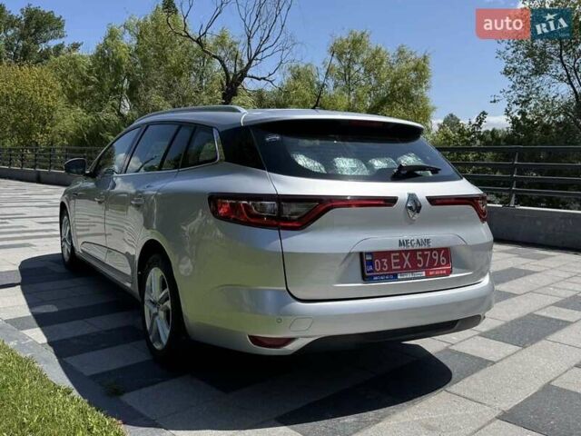 Серый Рено Меган, объемом двигателя 1.5 л и пробегом 163 тыс. км за 14000 $, фото 4 на Automoto.ua