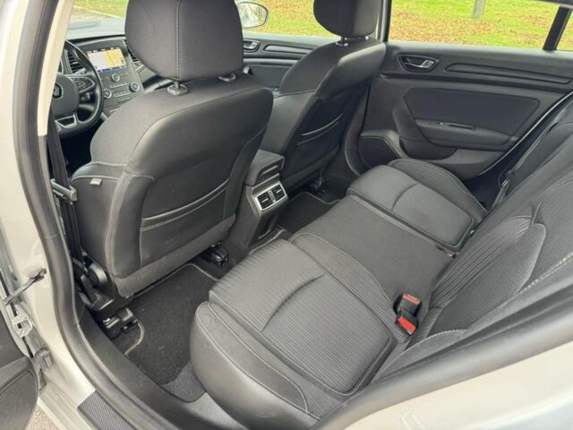 Серый Рено Меган, объемом двигателя 1.5 л и пробегом 165 тыс. км за 13900 $, фото 17 на Automoto.ua