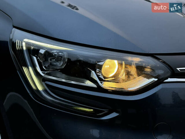 Серый Рено Меган, объемом двигателя 1.5 л и пробегом 240 тыс. км за 12500 $, фото 12 на Automoto.ua