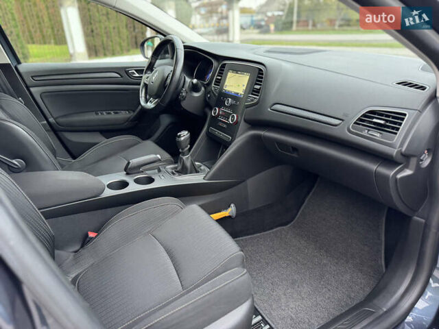 Серый Рено Меган, объемом двигателя 1.5 л и пробегом 178 тыс. км за 13900 $, фото 82 на Automoto.ua