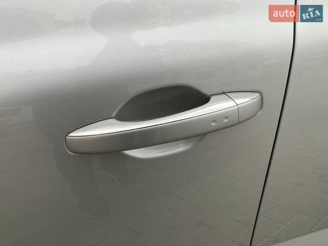 Сірий Рено Меган, об'ємом двигуна 1.5 л та пробігом 217 тис. км за 13550 $, фото 9 на Automoto.ua