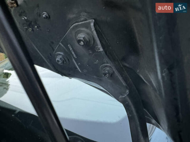 Серый Рено Меган, объемом двигателя 1.5 л и пробегом 240 тыс. км за 12500 $, фото 57 на Automoto.ua