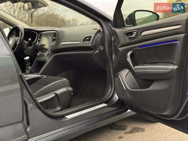 Серый Рено Меган, объемом двигателя 1.5 л и пробегом 243 тыс. км за 13800 $, фото 35 на Automoto.ua