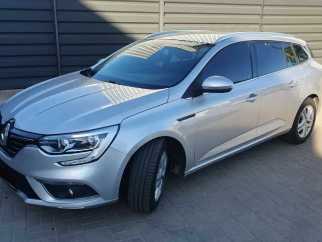 Серый Рено Меган, объемом двигателя 1.5 л и пробегом 248 тыс. км за 11499 $, фото 3 на Automoto.ua