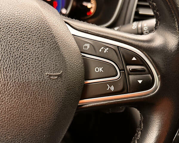 Серый Рено Меган, объемом двигателя 1.5 л и пробегом 243 тыс. км за 13800 $, фото 42 на Automoto.ua