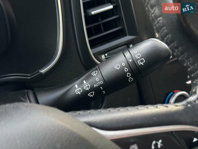 Серый Рено Меган, объемом двигателя 1.46 л и пробегом 188 тыс. км за 13999 $, фото 31 на Automoto.ua