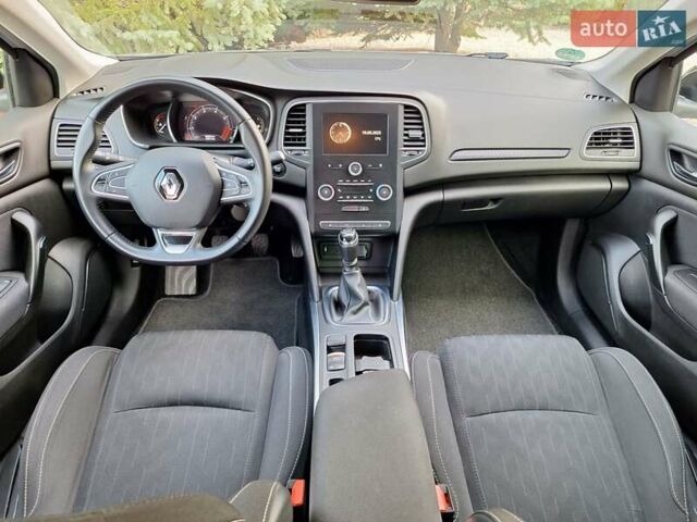 Серый Рено Меган, объемом двигателя 1.3 л и пробегом 188 тыс. км за 11990 $, фото 23 на Automoto.ua