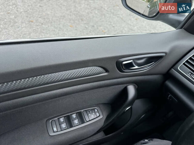 Серый Рено Меган, объемом двигателя 1.5 л и пробегом 178 тыс. км за 13900 $, фото 117 на Automoto.ua