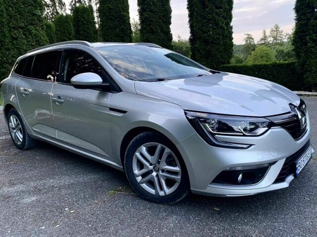 Серый Рено Меган, объемом двигателя 1.5 л и пробегом 248 тыс. км за 12100 $, фото 2 на Automoto.ua