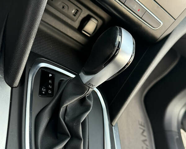 Серый Рено Меган, объемом двигателя 1.46 л и пробегом 194 тыс. км за 13399 $, фото 33 на Automoto.ua