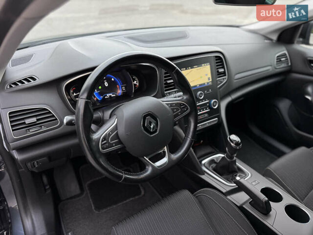 Серый Рено Меган, объемом двигателя 1.5 л и пробегом 178 тыс. км за 13900 $, фото 73 на Automoto.ua