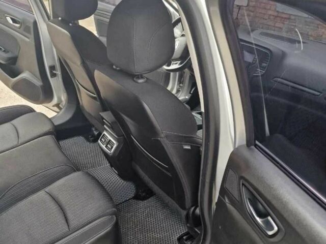 Серый Рено Меган, объемом двигателя 1.5 л и пробегом 248 тыс. км за 11499 $, фото 14 на Automoto.ua