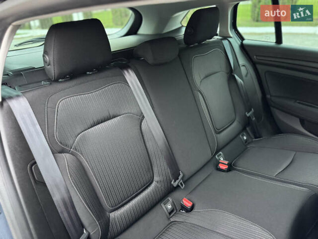 Серый Рено Меган, объемом двигателя 1.5 л и пробегом 178 тыс. км за 13900 $, фото 95 на Automoto.ua