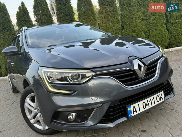 Серый Рено Меган, объемом двигателя 1.46 л и пробегом 194 тыс. км за 13399 $, фото 12 на Automoto.ua