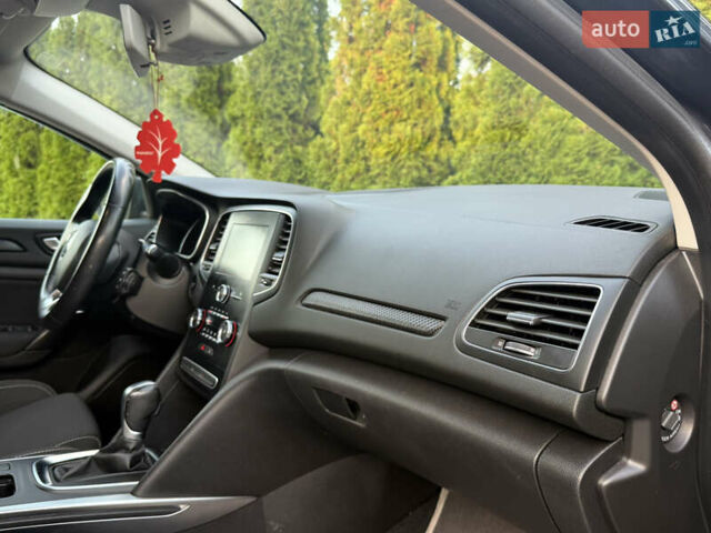 Серый Рено Меган, объемом двигателя 1.46 л и пробегом 194 тыс. км за 13399 $, фото 41 на Automoto.ua