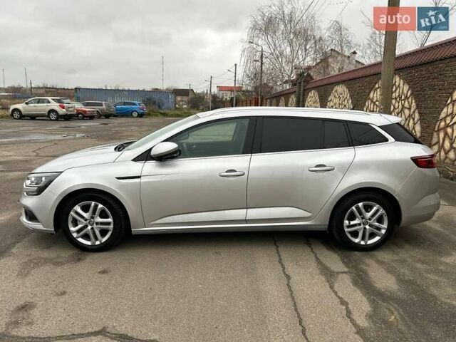 Серый Рено Меган, объемом двигателя 1.46 л и пробегом 220 тыс. км за 12700 $, фото 9 на Automoto.ua