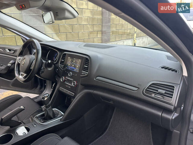 Сірий Рено Меган, об'ємом двигуна 1.5 л та пробігом 230 тис. км за 13300 $, фото 49 на Automoto.ua