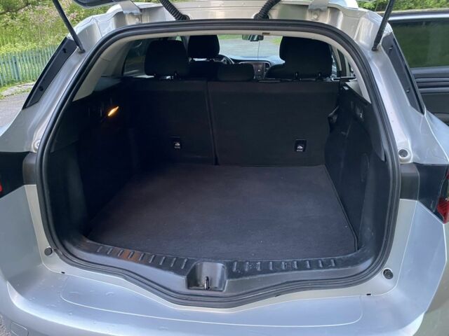 Серый Рено Меган, объемом двигателя 1.5 л и пробегом 248 тыс. км за 12100 $, фото 8 на Automoto.ua