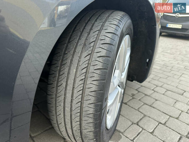 Сірий Рено Меган, об'ємом двигуна 1.5 л та пробігом 230 тис. км за 13300 $, фото 66 на Automoto.ua