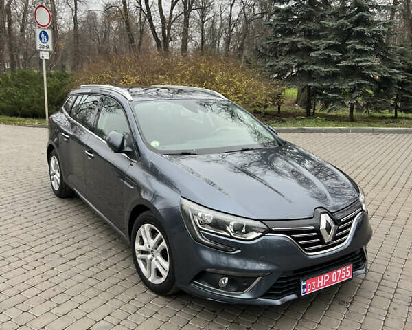 Серый Рено Меган, объемом двигателя 0 л и пробегом 174 тыс. км за 15100 $, фото 1 на Automoto.ua