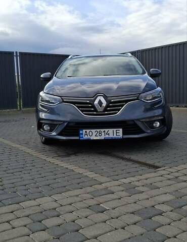 Рено Меган 2018 в Мукачеве на Automoto.ua Серый Рено Меган, объемом двигателя 1.6 л и пробегом 243 тыс. км за 15200 $, фото 2 на Automoto.ua