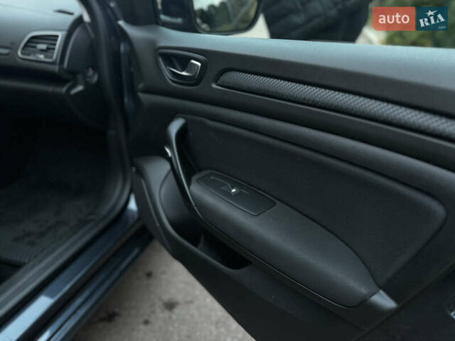 Серый Рено Меган, объемом двигателя 1.5 л и пробегом 240 тыс. км за 12500 $, фото 36 на Automoto.ua