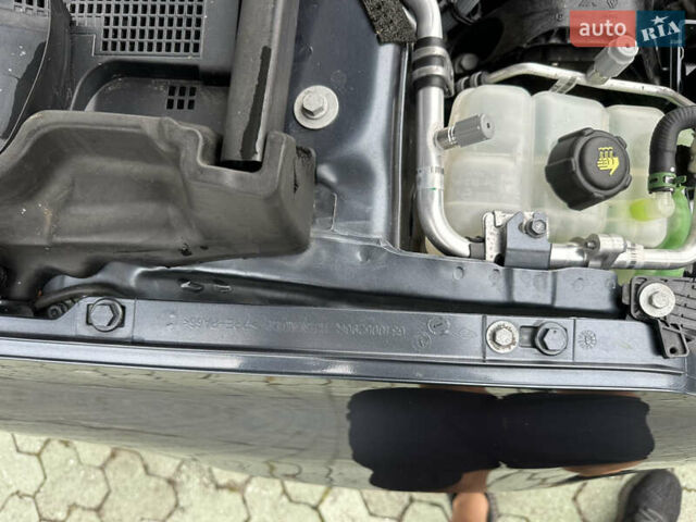 Серый Рено Меган, объемом двигателя 1.5 л и пробегом 230 тыс. км за 13300 $, фото 59 на Automoto.ua