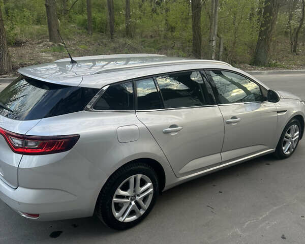 Серый Рено Меган, объемом двигателя 1.46 л и пробегом 163 тыс. км за 13500 $, фото 5 на Automoto.ua