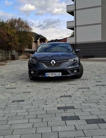 Рено Меган 2018 в Мукачеве на Automoto.ua Серый Рено Меган, объемом двигателя 1.6 л и пробегом 243 тыс. км за 15200 $, фото 5 на Automoto.ua