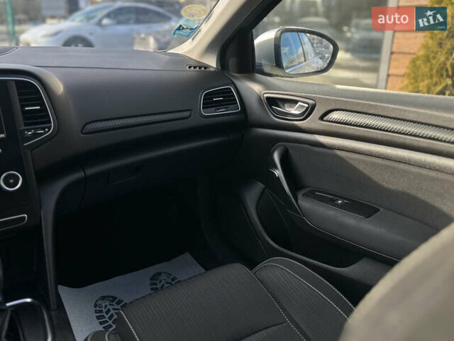 Серый Рено Меган, объемом двигателя 1.46 л и пробегом 188 тыс. км за 13999 $, фото 38 на Automoto.ua