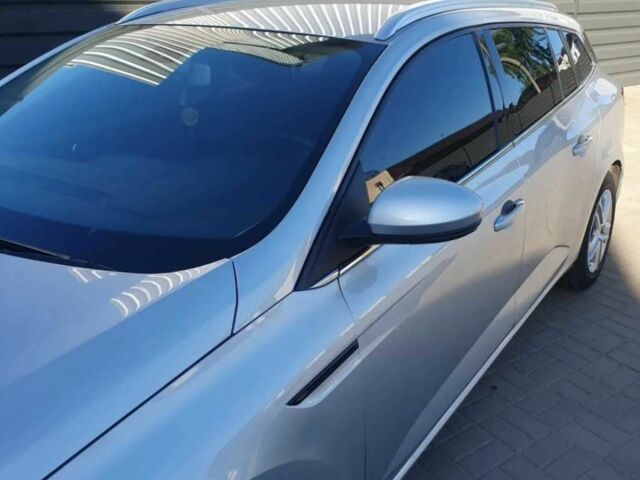 Серый Рено Меган, объемом двигателя 1.5 л и пробегом 248 тыс. км за 11499 $, фото 4 на Automoto.ua