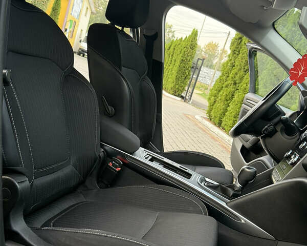 Серый Рено Меган, объемом двигателя 1.46 л и пробегом 194 тыс. км за 13399 $, фото 49 на Automoto.ua