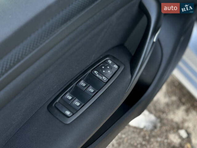 Серый Рено Меган, объемом двигателя 1.46 л и пробегом 188 тыс. км за 13999 $, фото 19 на Automoto.ua