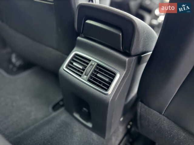 Серый Рено Меган, объемом двигателя 1.5 л и пробегом 178 тыс. км за 13900 $, фото 101 на Automoto.ua