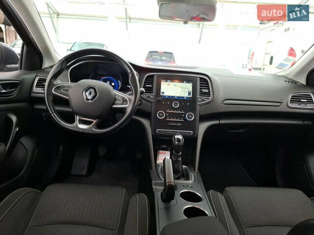 Серый Рено Меган, объемом двигателя 1.5 л и пробегом 230 тыс. км за 13300 $, фото 67 на Automoto.ua