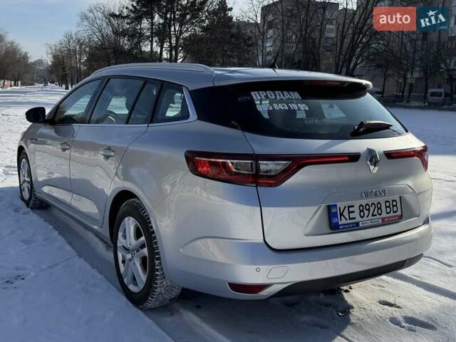 Серый Рено Меган, объемом двигателя 1.46 л и пробегом 165 тыс. км за 13900 $, фото 4 на Automoto.ua