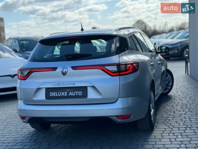 Серый Рено Меган, объемом двигателя 1.46 л и пробегом 240 тыс. км за 12499 $, фото 4 на Automoto.ua
