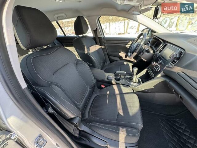 Серый Рено Меган, объемом двигателя 1.46 л и пробегом 165 тыс. км за 13900 $, фото 18 на Automoto.ua