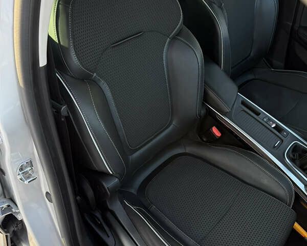 Серый Рено Меган, объемом двигателя 1.5 л и пробегом 160 тыс. км за 15300 $, фото 126 на Automoto.ua